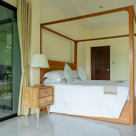 Hotel The Cove Panwa Beach Esterno foto