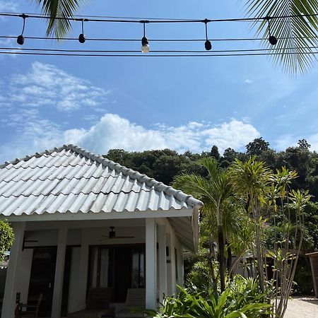 Hotel The Cove Panwa Beach Esterno foto