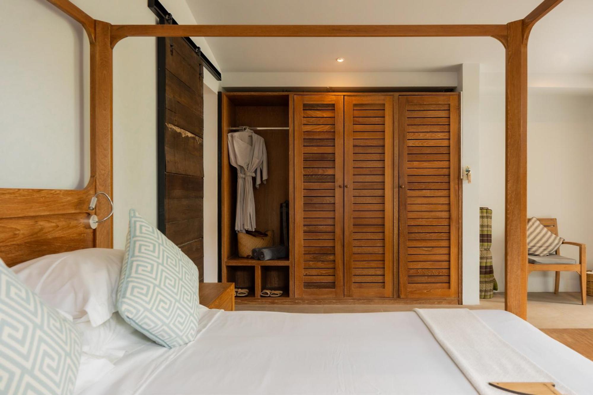Hotel The Cove Panwa Beach Esterno foto