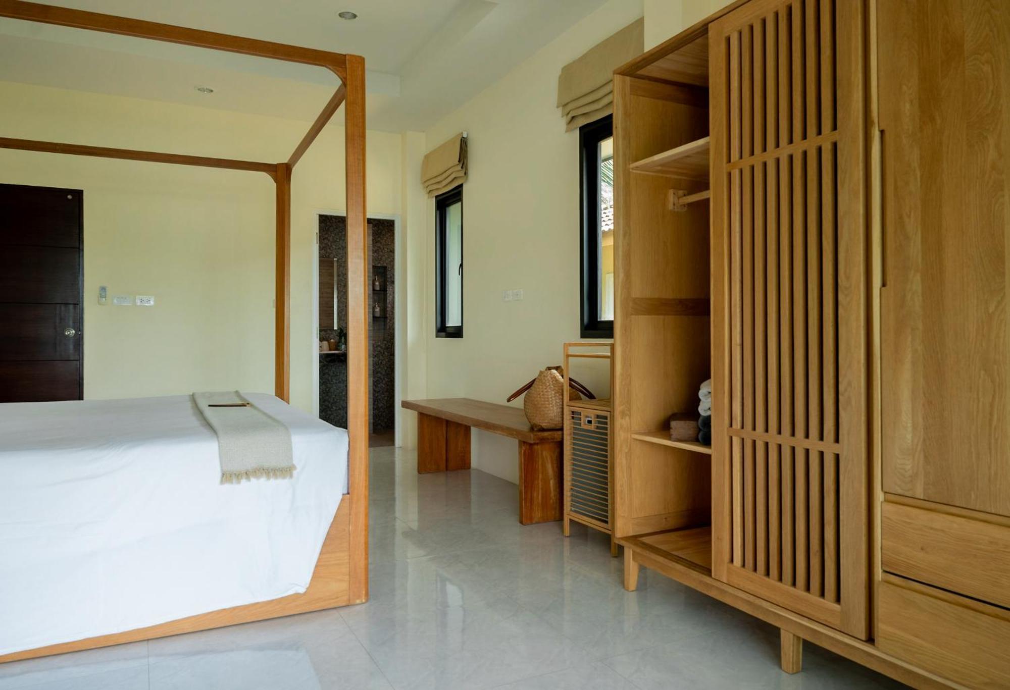 Hotel The Cove Panwa Beach Esterno foto