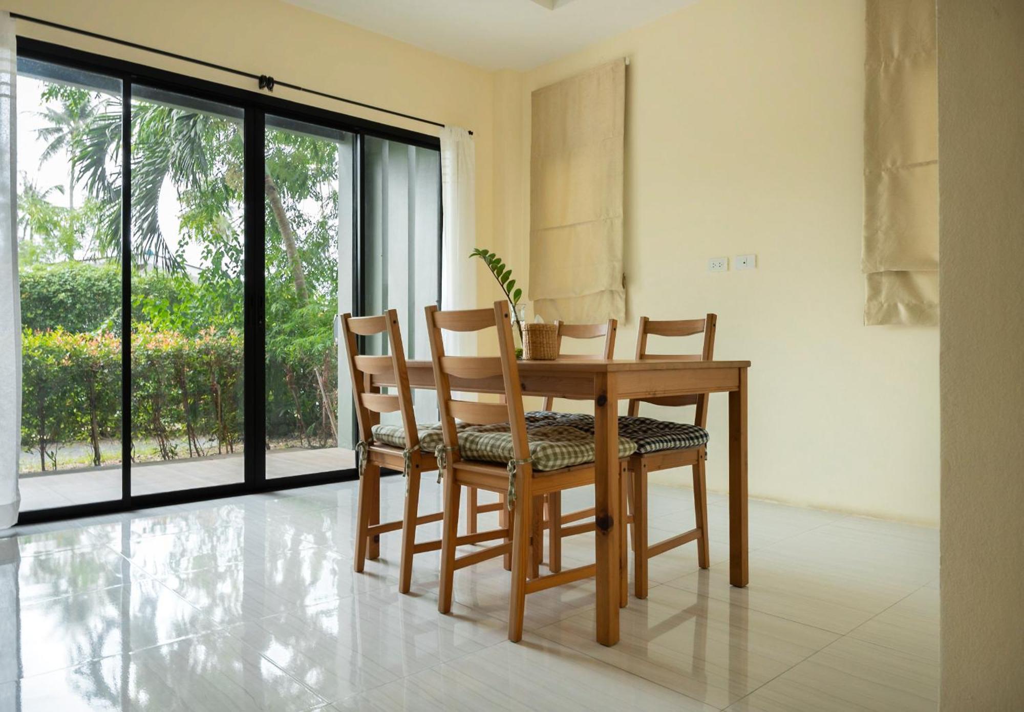 Hotel The Cove Panwa Beach Esterno foto