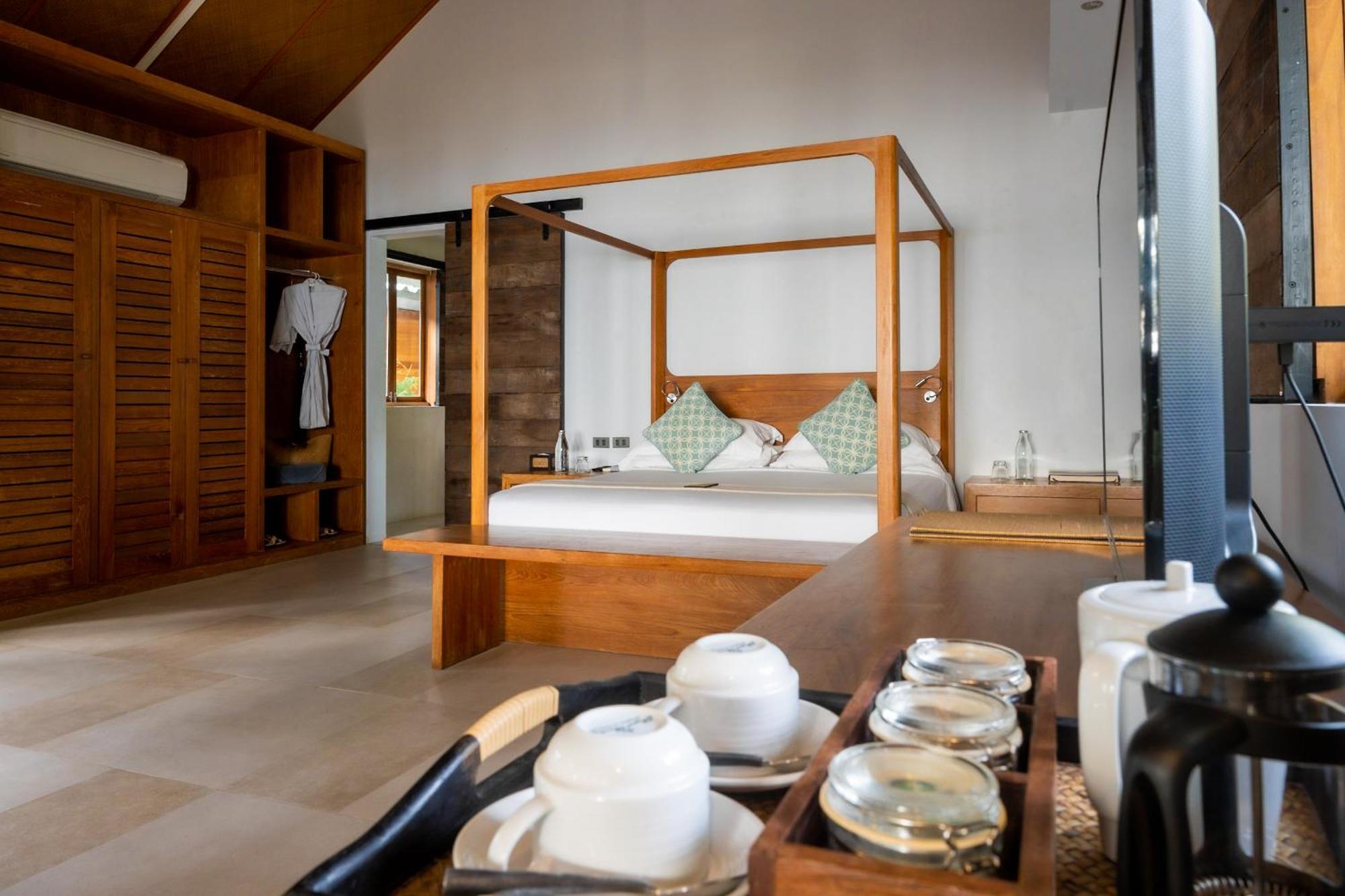 Hotel The Cove Panwa Beach Esterno foto
