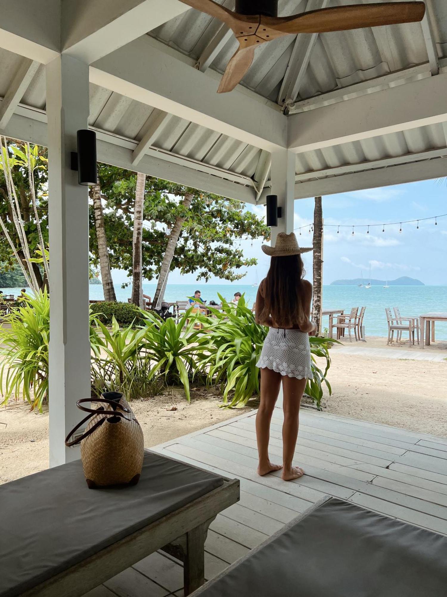 Hotel The Cove Panwa Beach Esterno foto
