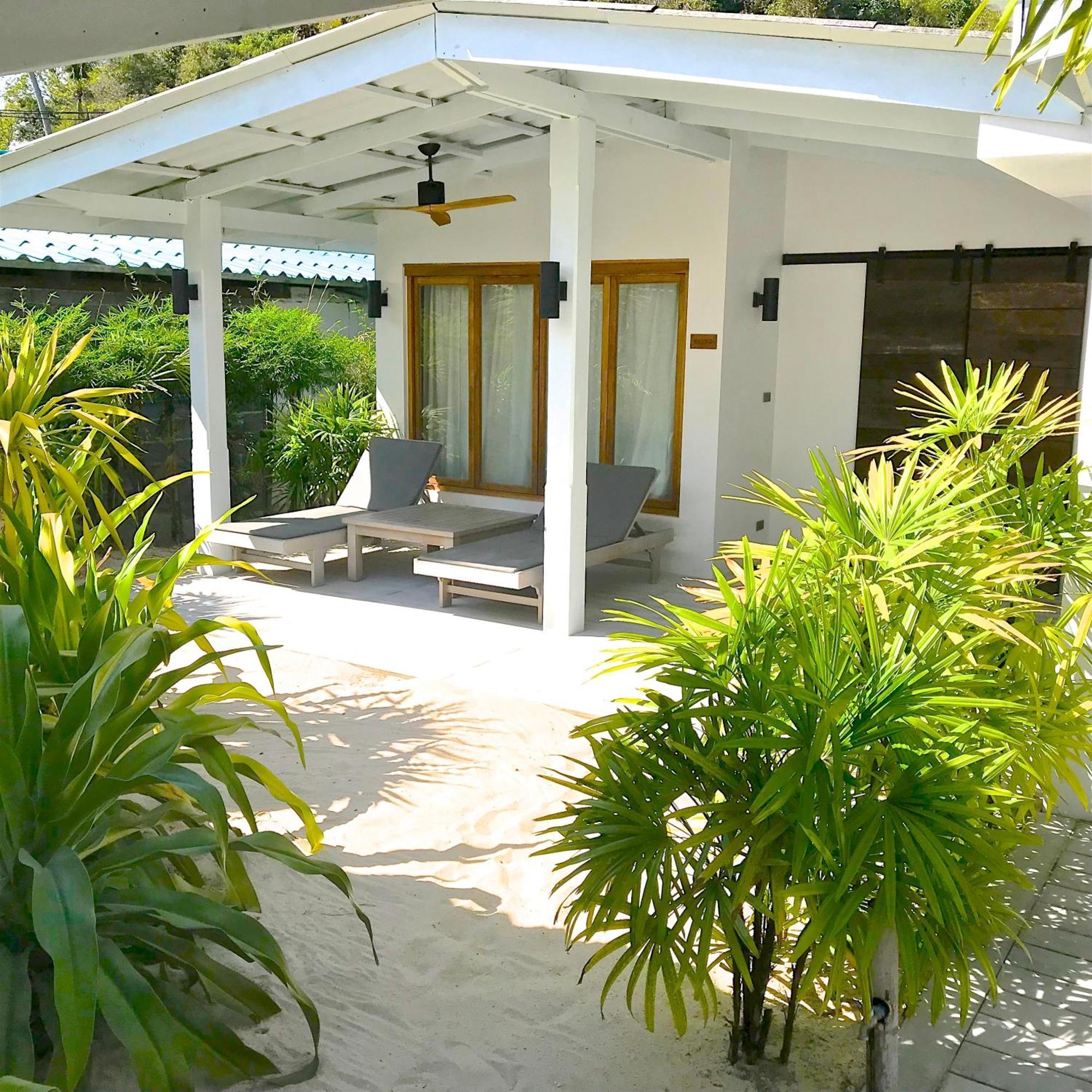 Hotel The Cove Panwa Beach Esterno foto